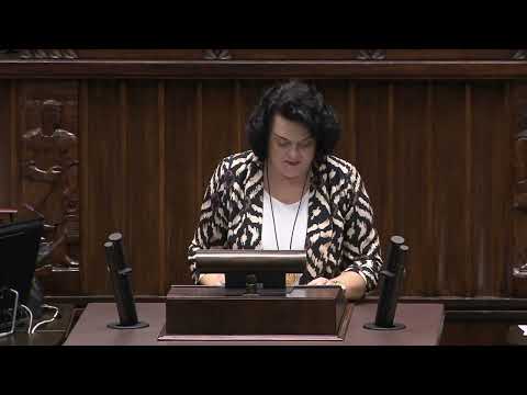 Barbara Dziuk: Broni rządu i apeluje do opozycji
