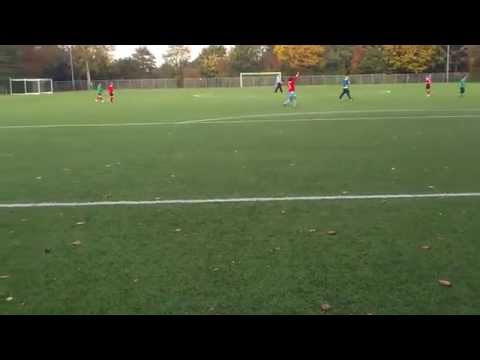 Slikkerveer F1 (Jawad Ayadi nr 9)  vs  Slikkerveer F2  26-10-2013 / 2014
