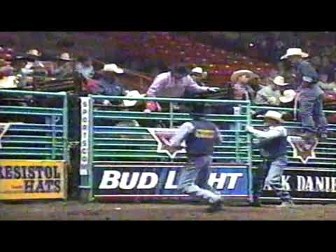 Gilbert Carrillo vs Grumpy - 98 PBR Boise (87 pts)