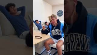 Download lagu We All Have That One Friend ๐ #Shorts mp3 Download lagu We All Have That One Friend ๐ #Shorts mp3