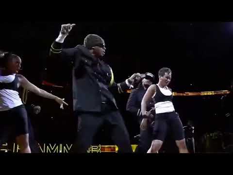 MC Hammer Returns! ~ Pumps And A Bump (Live in Detroit)