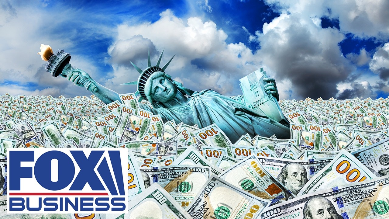 NYC mayor TARGETS wealthy with AGGRESSIVE new tax hikes