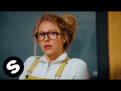 le Shuuk - Teenage Dirtbag (feat. Bertie Scott) [Official Music Video]