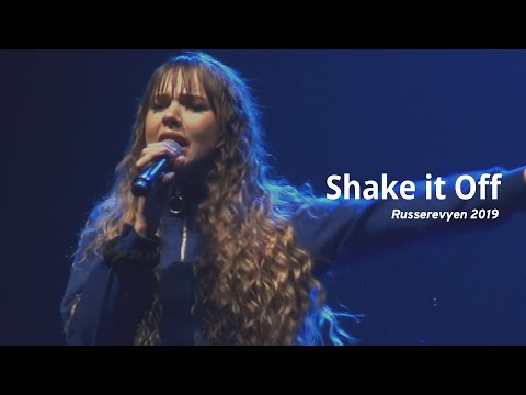 Russerevyen 2019 - "Shake it Off"