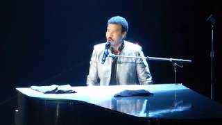 Lionel Richie -  Sail On (Commodores song) LIVE Houston [HD] 8/4/17