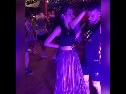 Bachata by the pool. Caliente Latin Fiesta 2022