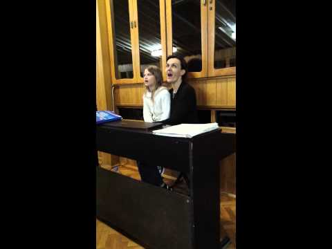 Kad zapevam ja 'vako malena