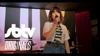 Lily Moore | &quot;Why Don&#39;t You Look At Me&quot; - A64 (Acoustic): SBTV