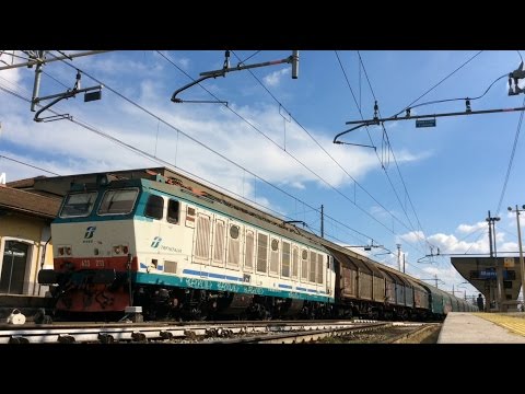 E.633-231 + CARRI CHIUSI TRANSITO STAZIONE DI MONZA