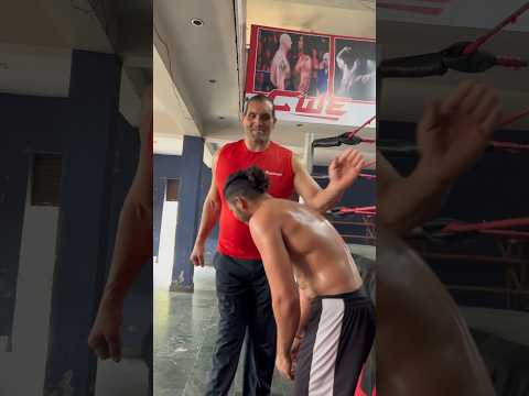 New reel video @CWE-TheGreatKhali  with #thegreatkhali #students