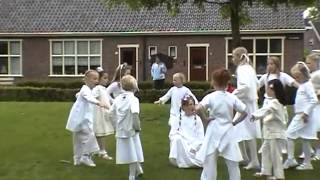 preview picture of video 'RTVBorne 20050515 Pinksterbruidjes Borne'