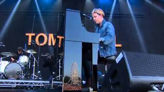 Tom Odell - Another Love - Live at the Isle of Wight Festival 2014