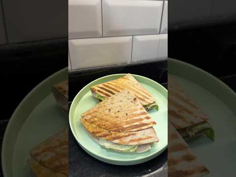 Papaya Salsa & Brie With Tortilla Wedges