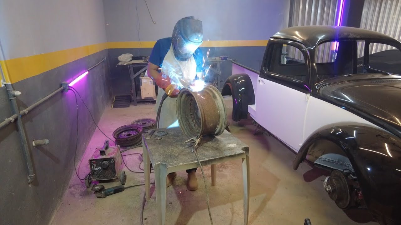 Rodas traseiras dobrei a largura e na dianteira inverti o offset! Brabo demais