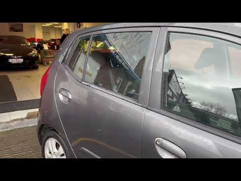 Hyundai i10 1.2 ACTIVE 5DR - Image 2