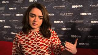 Game of Thrones Season 4: Maisie Williams Remembers the Fallen (HBO)