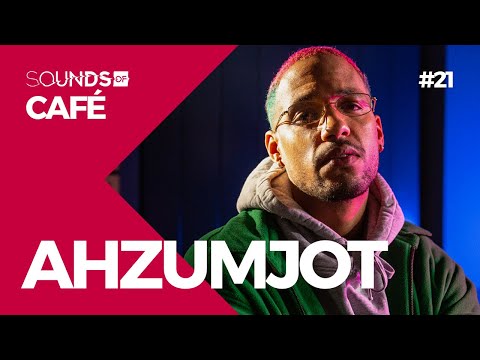 Zuflucht ins Frauenhaus | Ahzumjot: Über die Fesseln von Label-Deals | Sounds of „Café”
