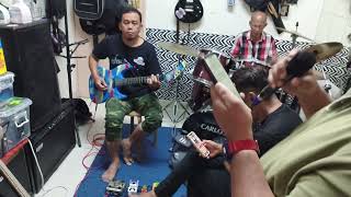Download lagu Setia dalam kacamu mp3