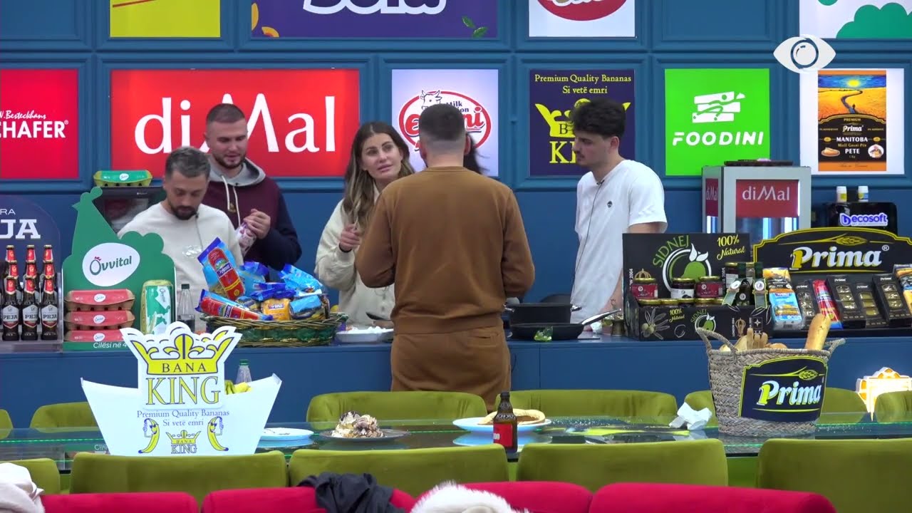 “Stilet e tua, lojë e vjetër”/ Valbona debaton me Gjestin