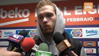 scandone-pini-commosso-dal-calore-del-pubblico