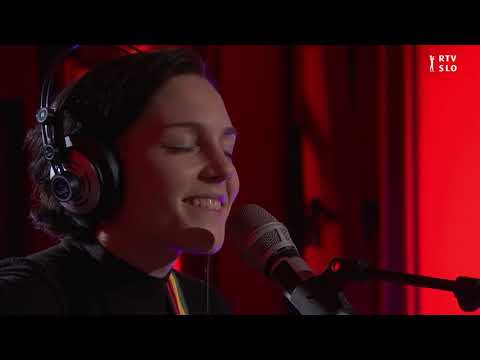 Manca Berlec  - Večnost [Koncert doma]