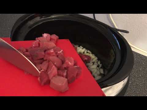 Dutch sour meat (Zuurvlees) from the slowcooker / Crockpot