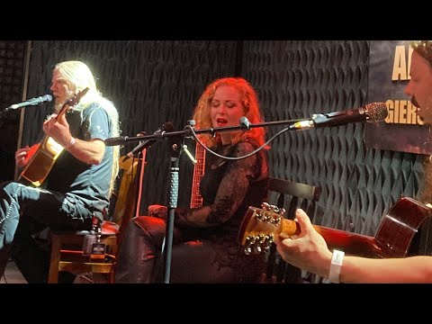 anneke van giersbergen & marko hietala & tuomas wäinölä - wasted years live 2023