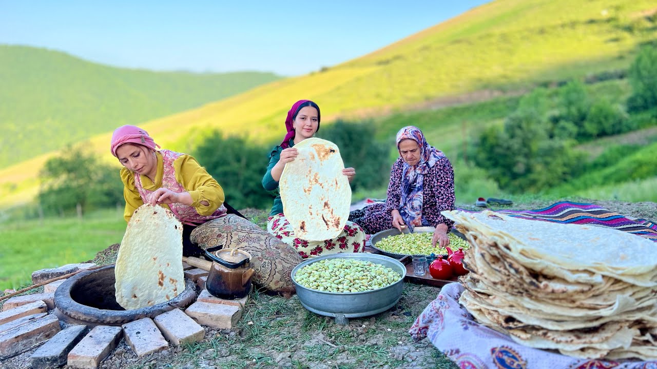 Daily Village Life! Baking Lavash Bread in Tandoor, Having Omelette for Dinner
