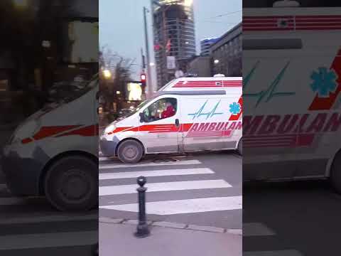 (760 pratilaca) 10 minuta kompilacija vozila policije, hitne pomoći, vlade i kamion od vatrogasca.