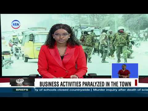Anti-riot disperse youths along Namanga Road in Kitengela in efforts to protect local businesses