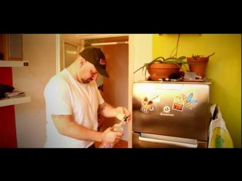 download lagu mp3 mp4 Polish Vodka Logo, download lagu Polish Vodka Logo gratis, unduh video klip Polish Vodka Logo