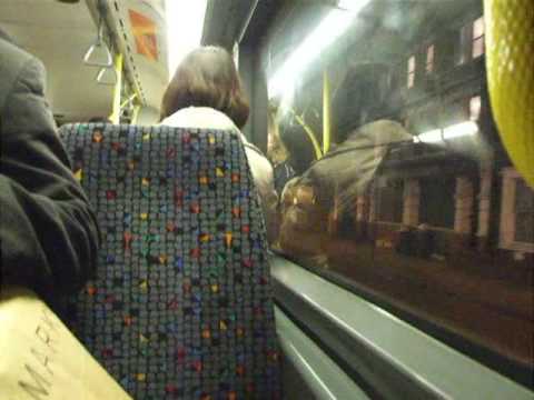 Overrevving B7TL X152 FBB with full kickdown - VP3 (East Thames Buses)