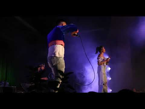 Ka Lia Universe & Chin Chilla "tag li no" live @ MN state fair 9/6/2021