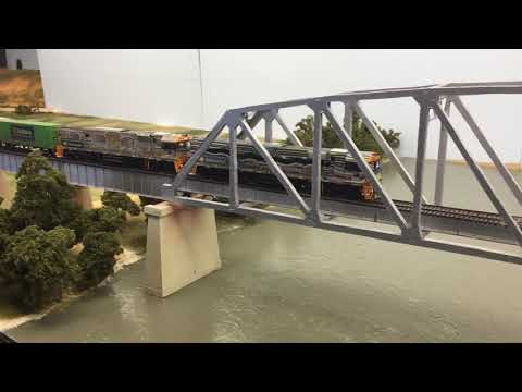 SDS models new NR30 and NR52 working on Murray River Bridge