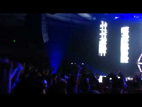 Paul Van Dyk @ The Hollywood Palladium 6/11/11 .MP4 (4 of 9)