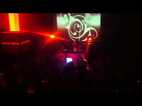 Robert Noise b2b Goldsound@Coro Café