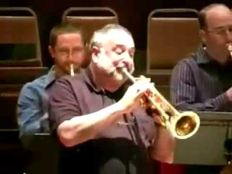 Vince DiMartino performs Virgen de la Macarena