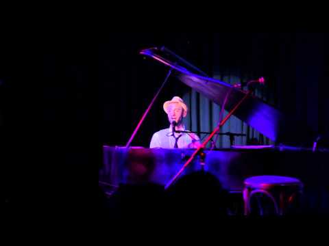 Stratia  The Man from the Moon  Live