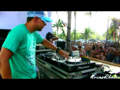 Max Grillo @ Universo Paralello Festival 11 - Main Floor