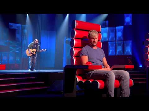 The Voice of Ireland Series 3 Ep 6 - Peter McGrory Blind Audition