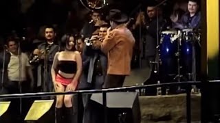 Valentin Elizalde - Popurrí (La yaquesita,bailame,cafetal,tamarindo/camaron pelao) "noviembre 2006"