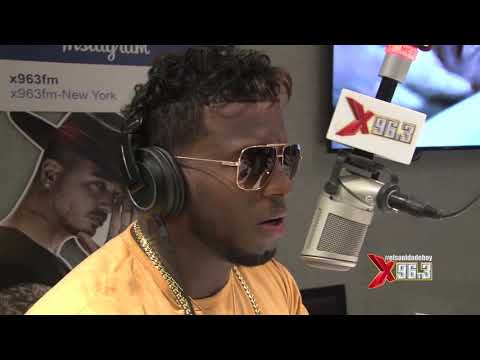 La Zona X DJ Lobo con Crazy Design