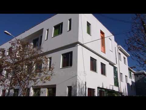 Ora News - Tërmeti dëmton shkollën “Musine Kokalari”