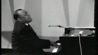 ROOSEVELT SYKES with FRED BELOW drumming play