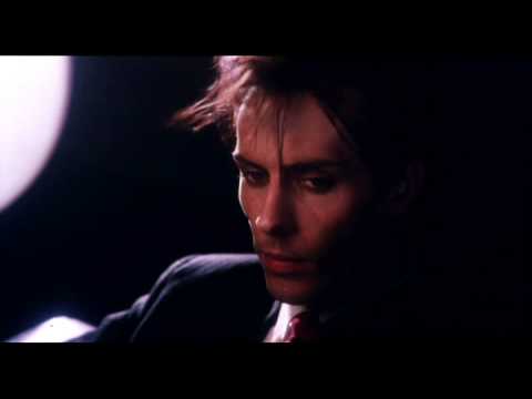 Maxell Tapes 'Break the Sound Barrier'