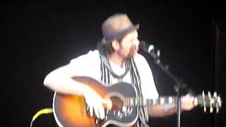 Michael Johns sings "Heart On My Sleeve" from album "Hold Back My Heart" at Eisenhower Park 8/15