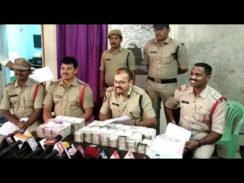 LIC Employees Protesting Against Foreign Investment in LIC Dharna in Visakhapatnam,Vizagvision...