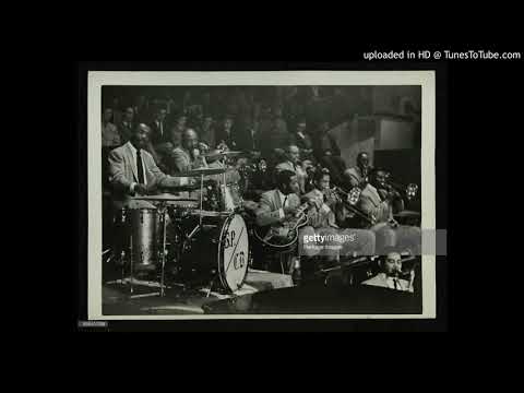 171015 Down for double  02