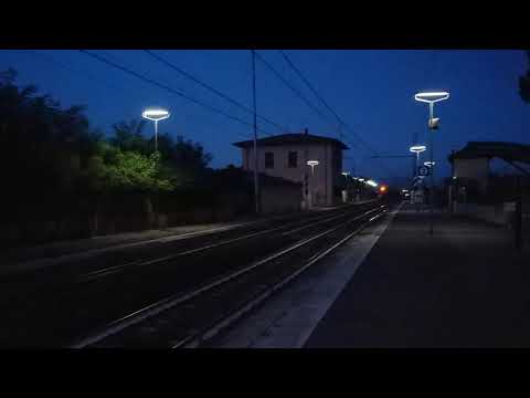 Intercity 35946(1590)Reggio Calabria/Milano deviato via Pisa-Genova