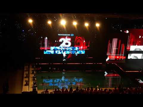 Bùi Anh Tuấn live Chia tay - event Techcombank